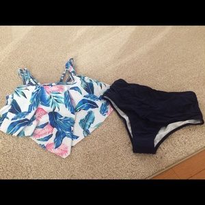 Never worn 2 piece bathing suit